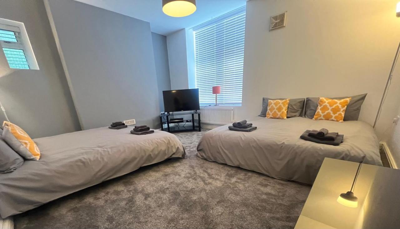 Spacious Ground Floor Suite Comfortably Sleeps Up To Eight Halifax Eksteriør bilde
