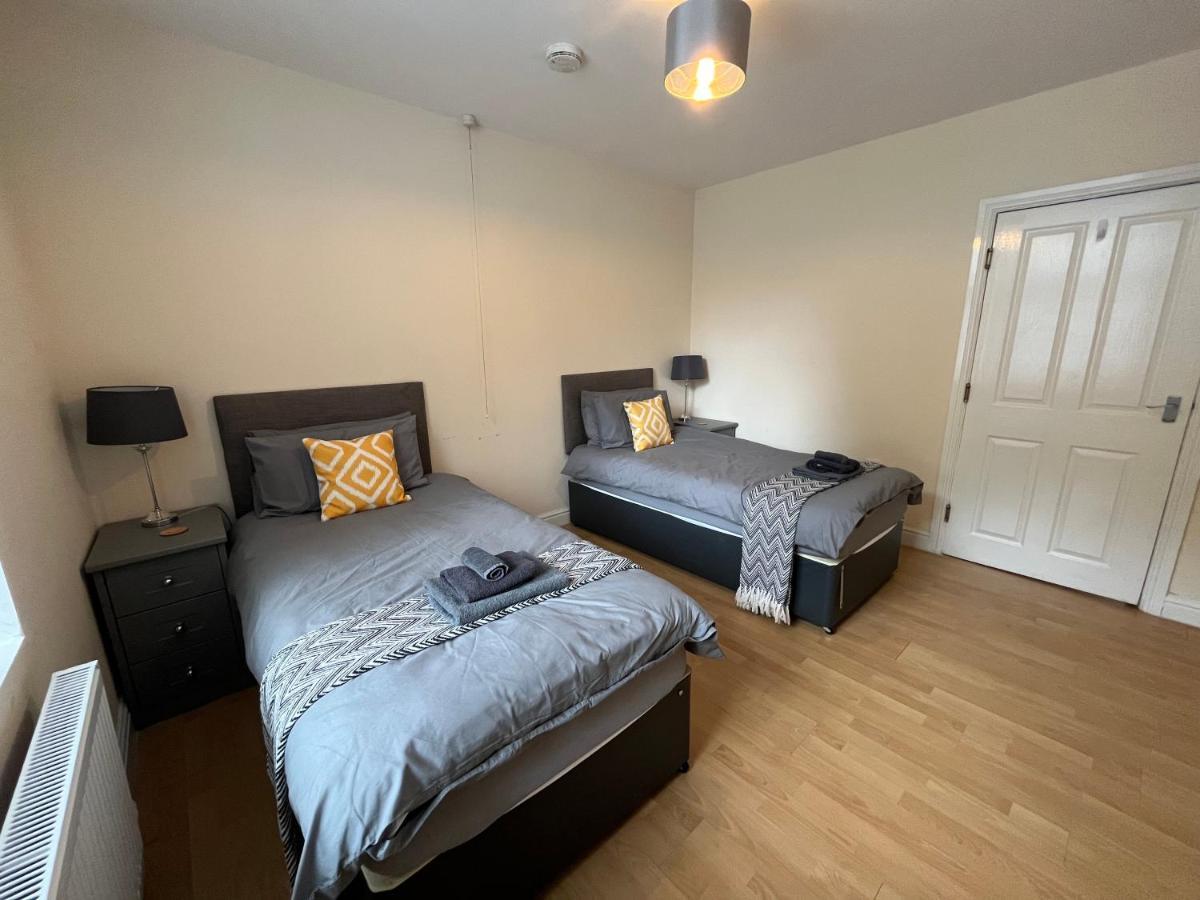 Spacious Ground Floor Suite Comfortably Sleeps Up To Eight Halifax Eksteriør bilde