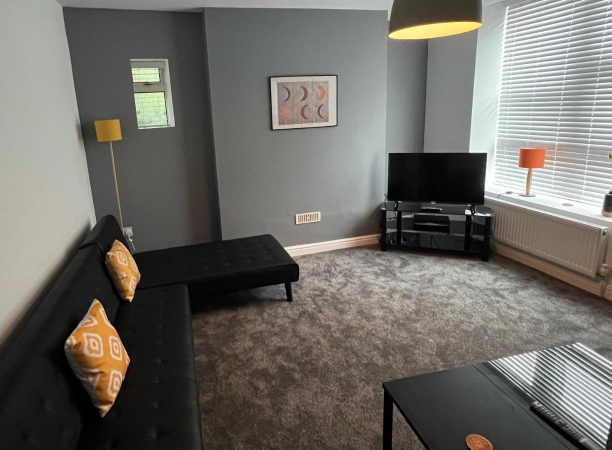 Spacious Ground Floor Suite Comfortably Sleeps Up To Eight Halifax Eksteriør bilde